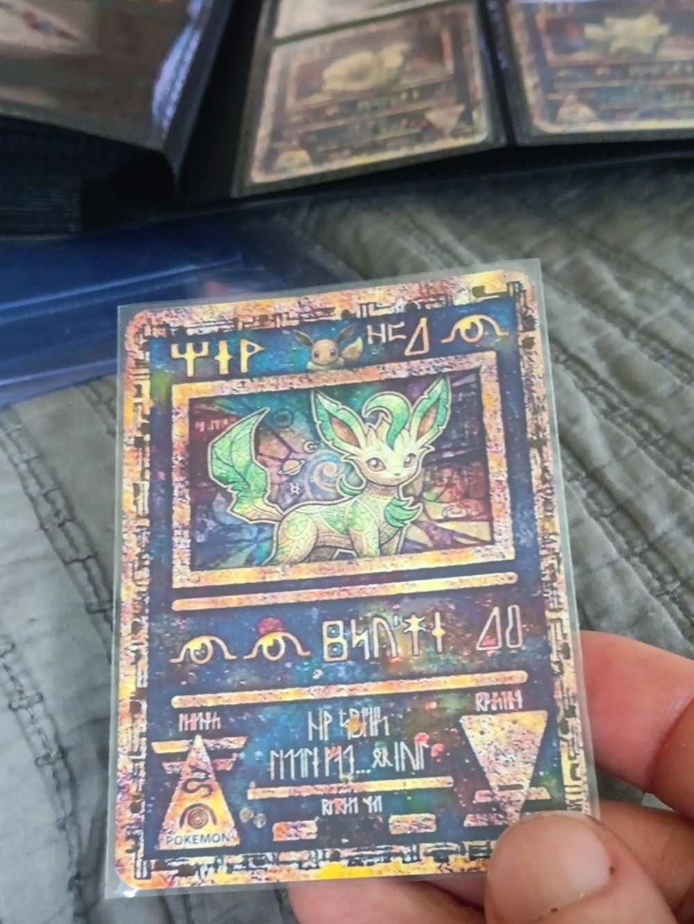 Holographic Green Leafeon Pokemon Card